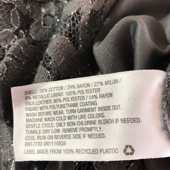 Lace Covered Silver Metallic Dress Lined 10 / 12 - Picture 5 of 5